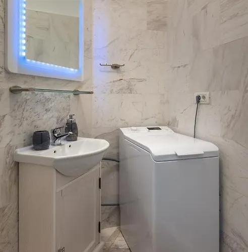 Casa Wanderful 3 * Boekarest